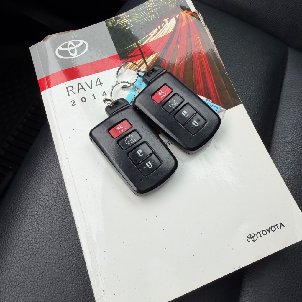 2014 Toyota RAV4 - $10,992