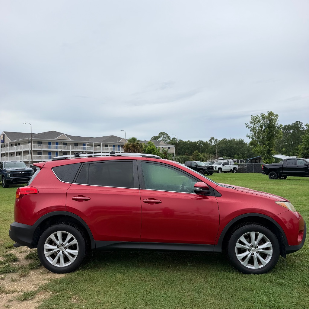2014 Toyota RAV4 - $10,992