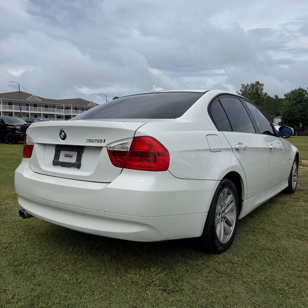 2007 BMW 328i - $4,991
