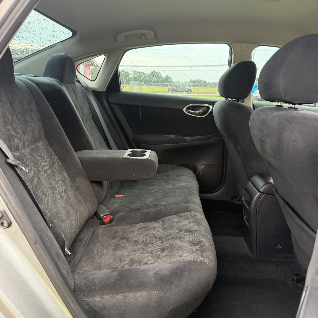 2013 Nissan Sentra - $6,991
