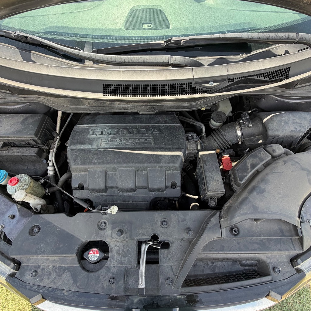 2016 Honda Odyssey - $9,991