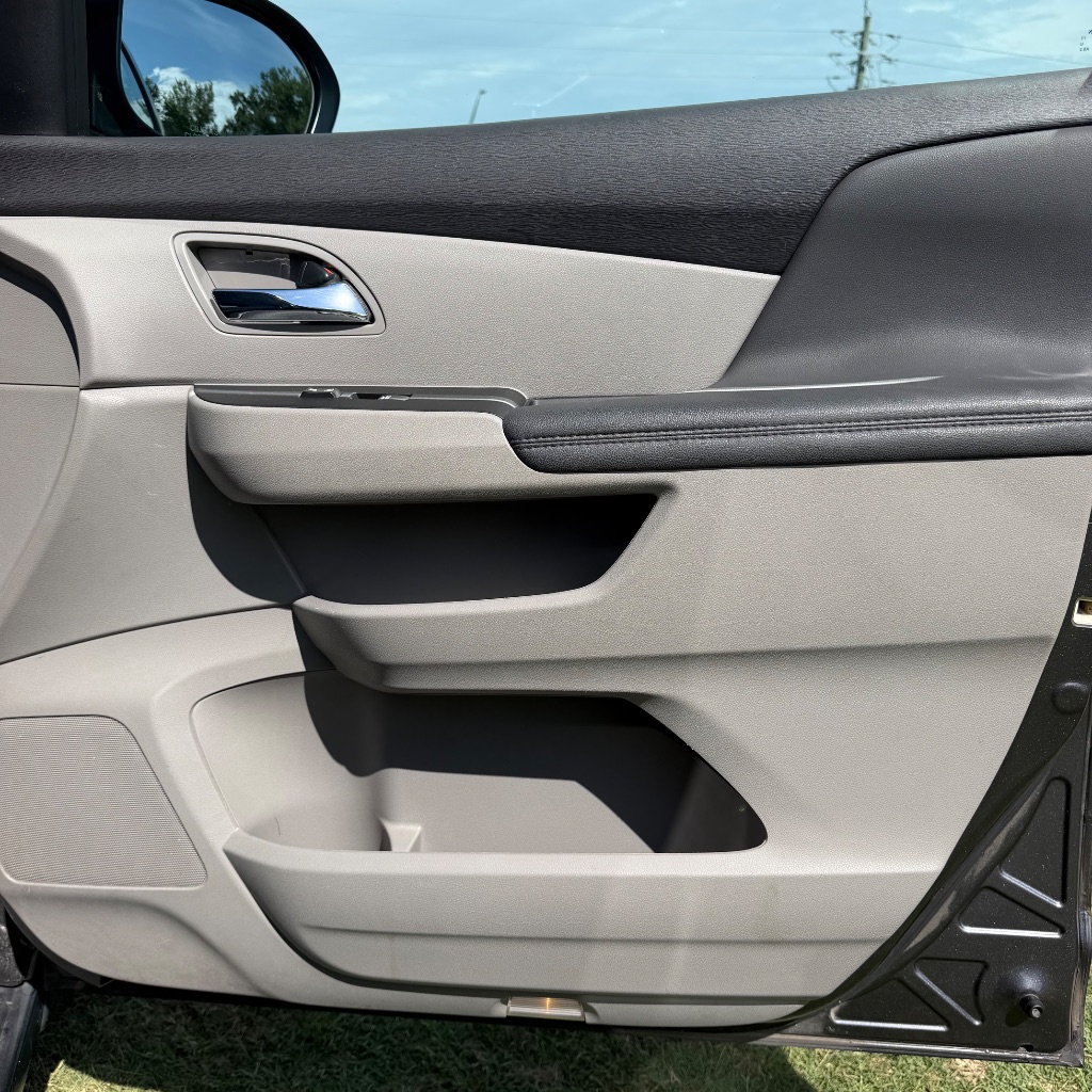 2016 Honda Odyssey - $9,991