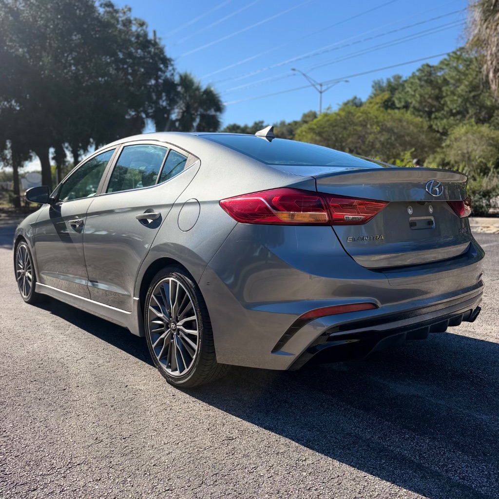 2018 Hyundai Elantra - $9,991