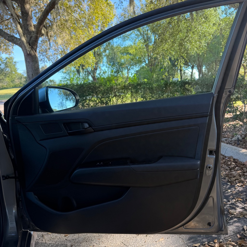 2018 Hyundai Elantra - $9,991