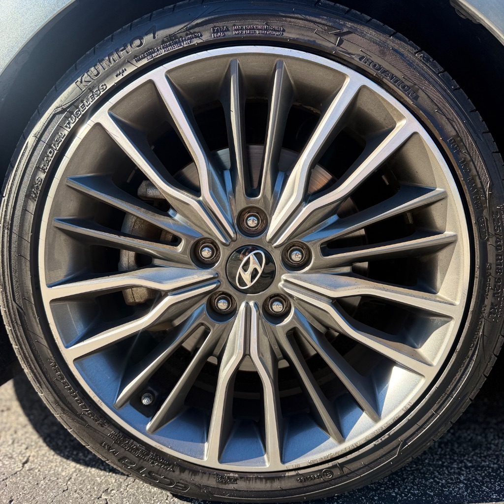 2018 Hyundai Elantra - $9,991