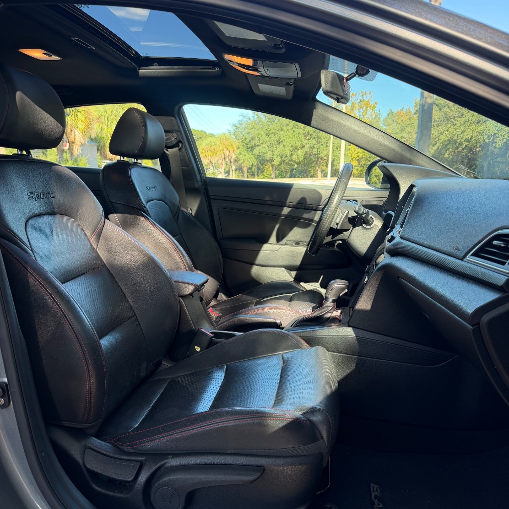 2018 Hyundai Elantra - $9,991