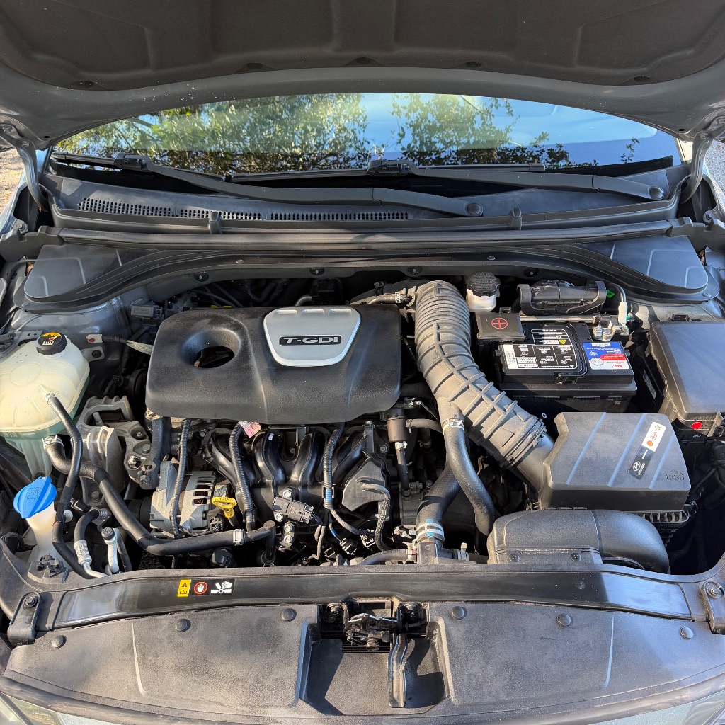 2018 Hyundai Elantra - $9,991