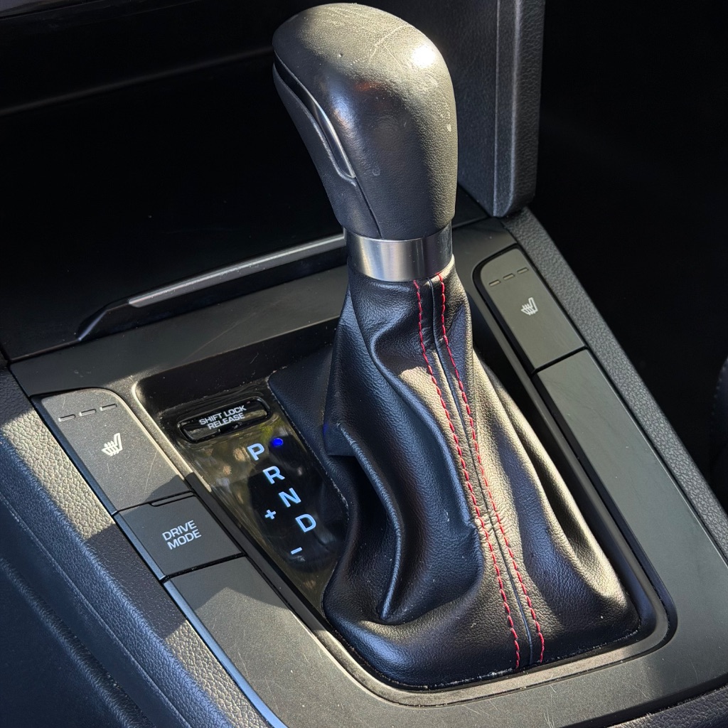 2018 Hyundai Elantra - $9,991
