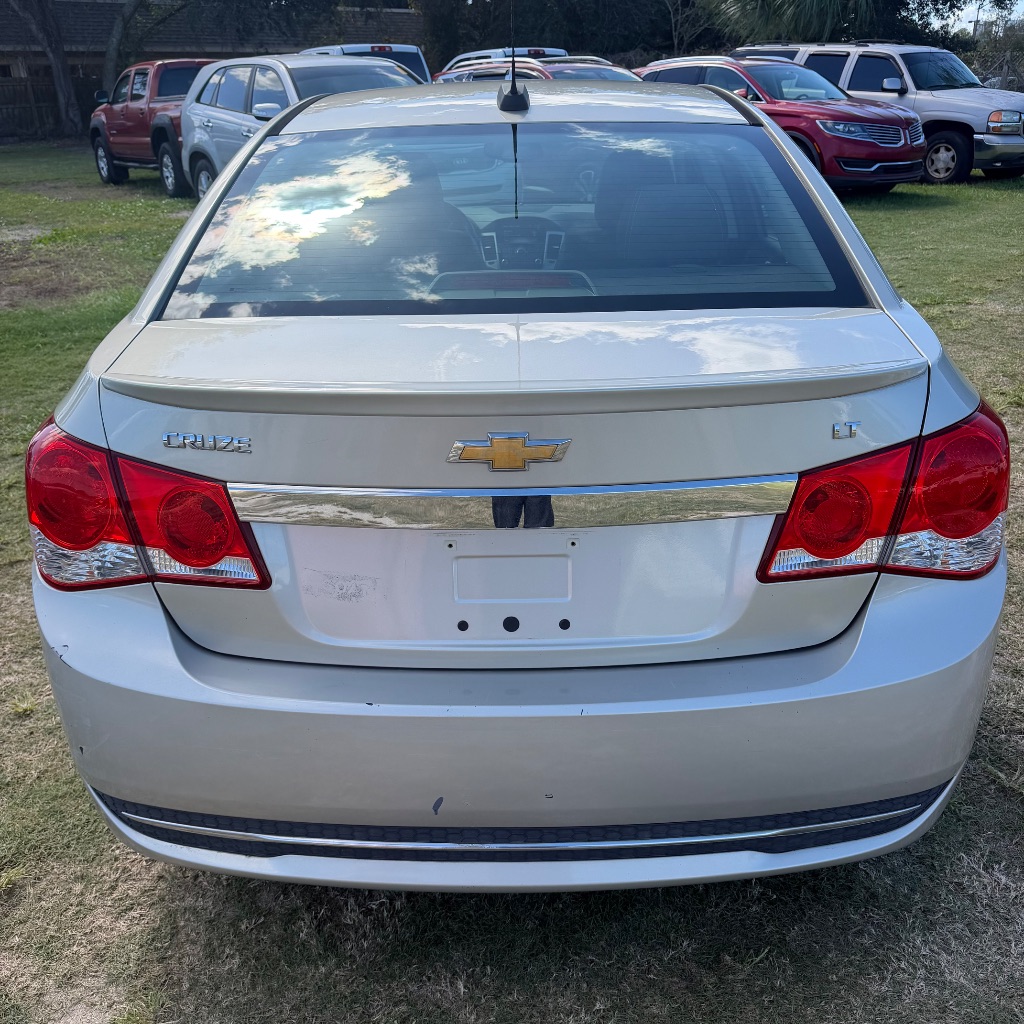 2016 Chevrolet Cruze - $5,592