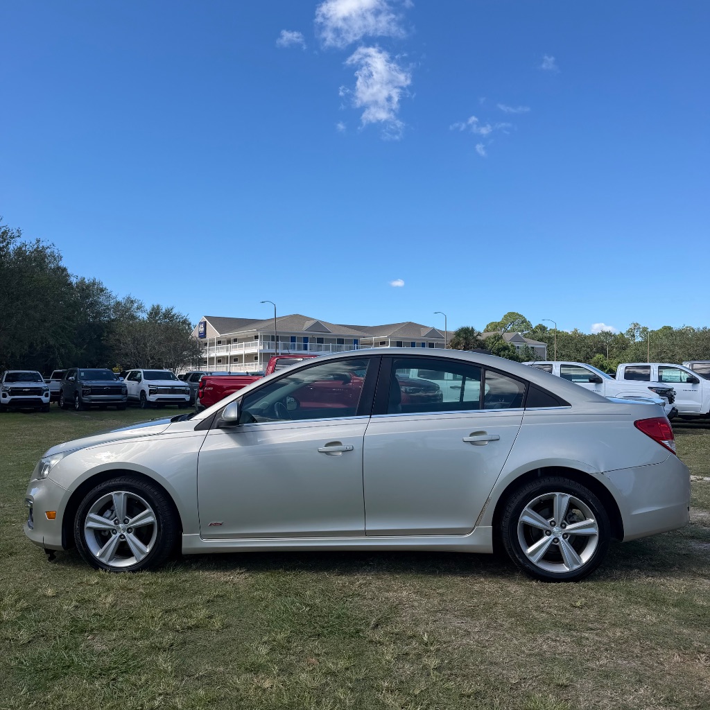 2016 Chevrolet Cruze - $5,592