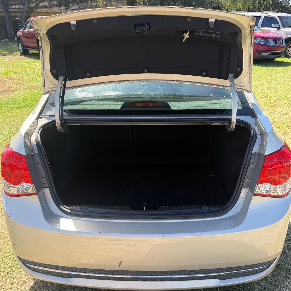 2016 Chevrolet Cruze - $5,592