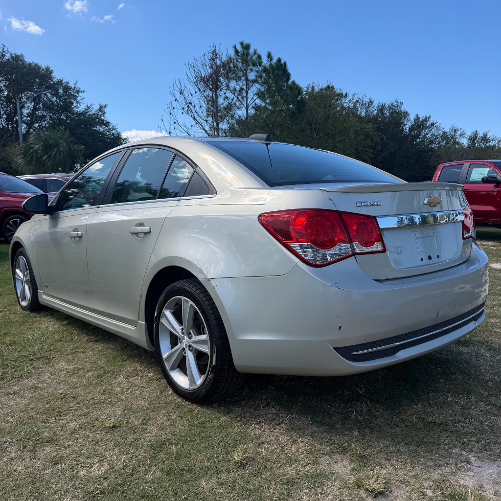 2016 Chevrolet Cruze - $5,592