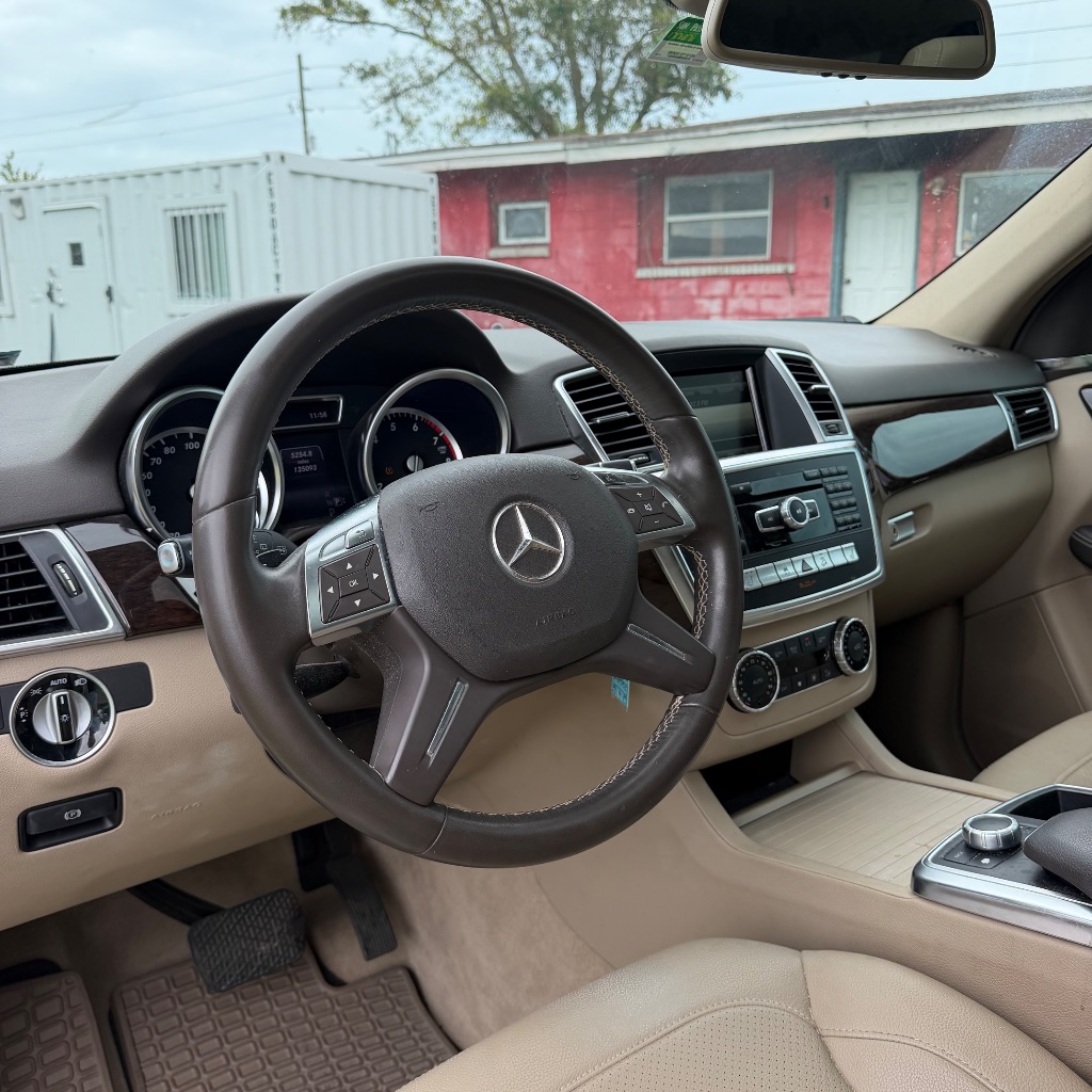 2014 Mercedes-Benz M Class - $9,991