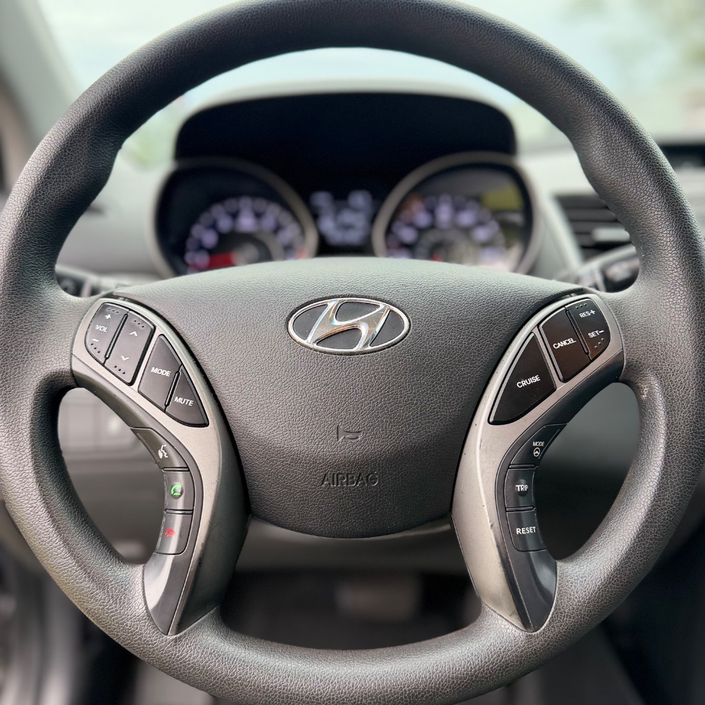 2014 Hyundai Elantra - $4,991