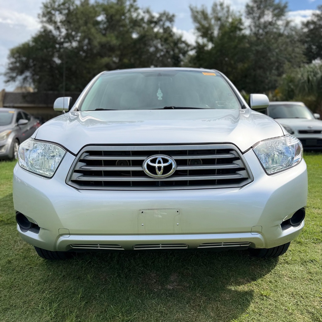 2008 Toyota Highlander - $9,991
