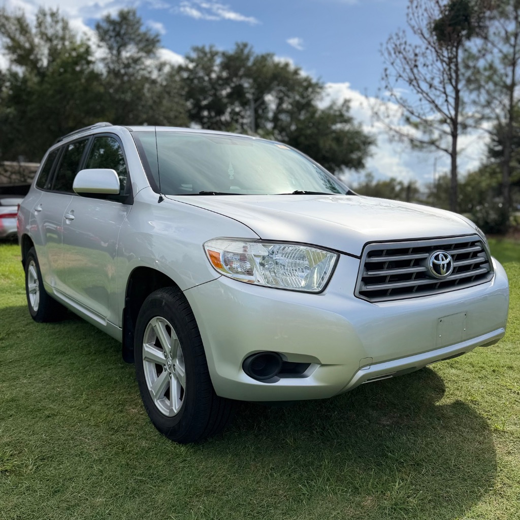 2008 Toyota Highlander - $9,991