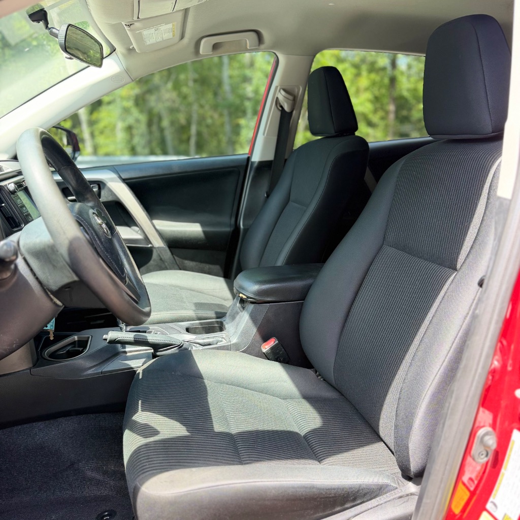2016 Toyota RAV4 - $8,991