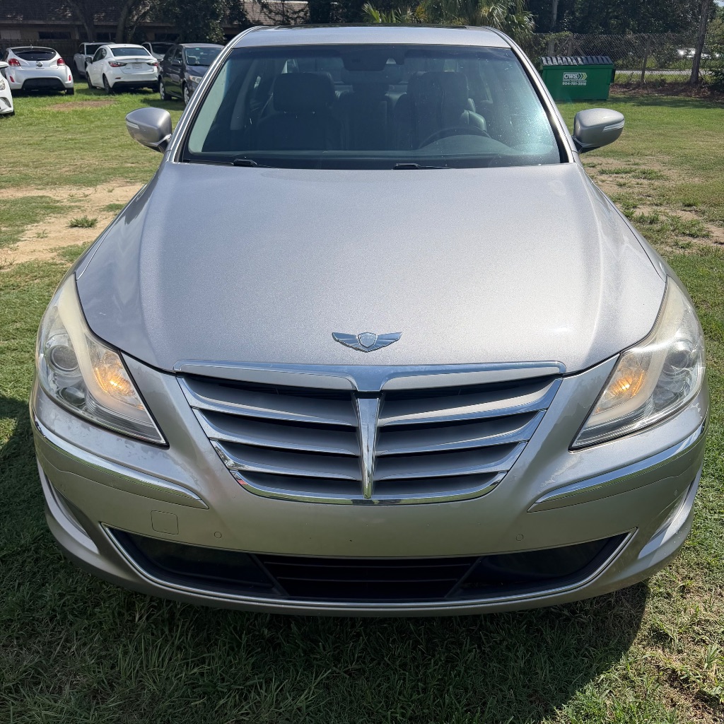 2012 Hyundai Genesis - $6,991