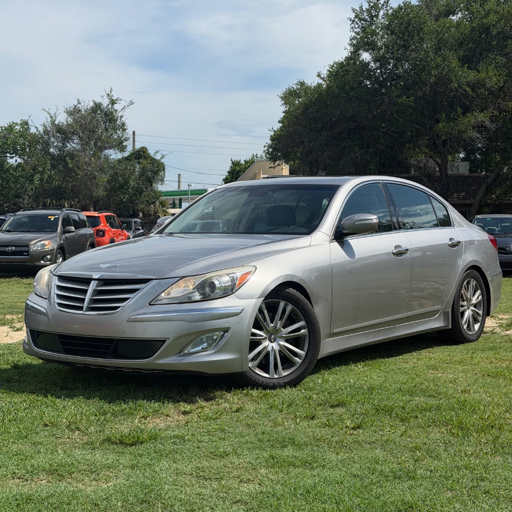 2012 Hyundai Genesis - $6,991