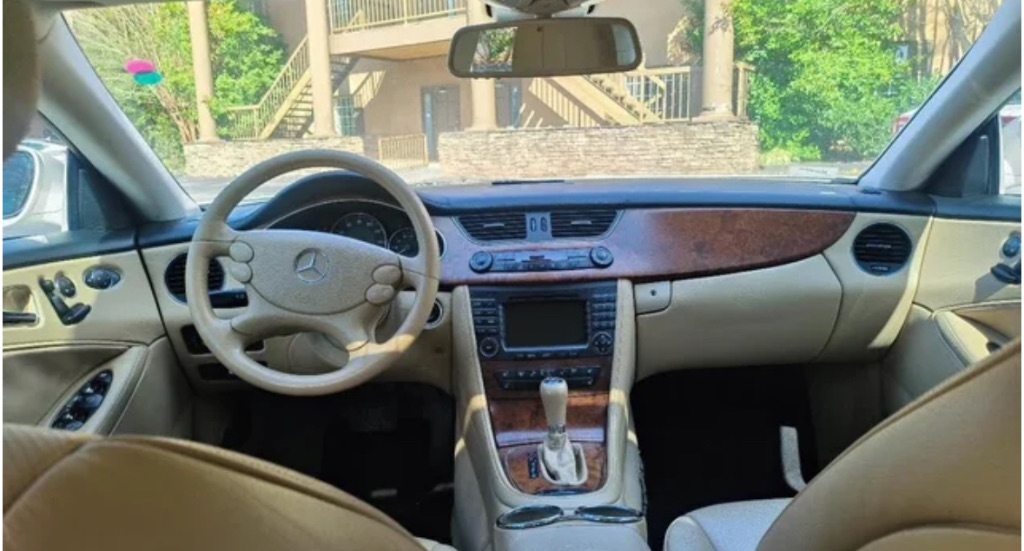 2008 Mercedes-Benz CLS-Class - $6,300