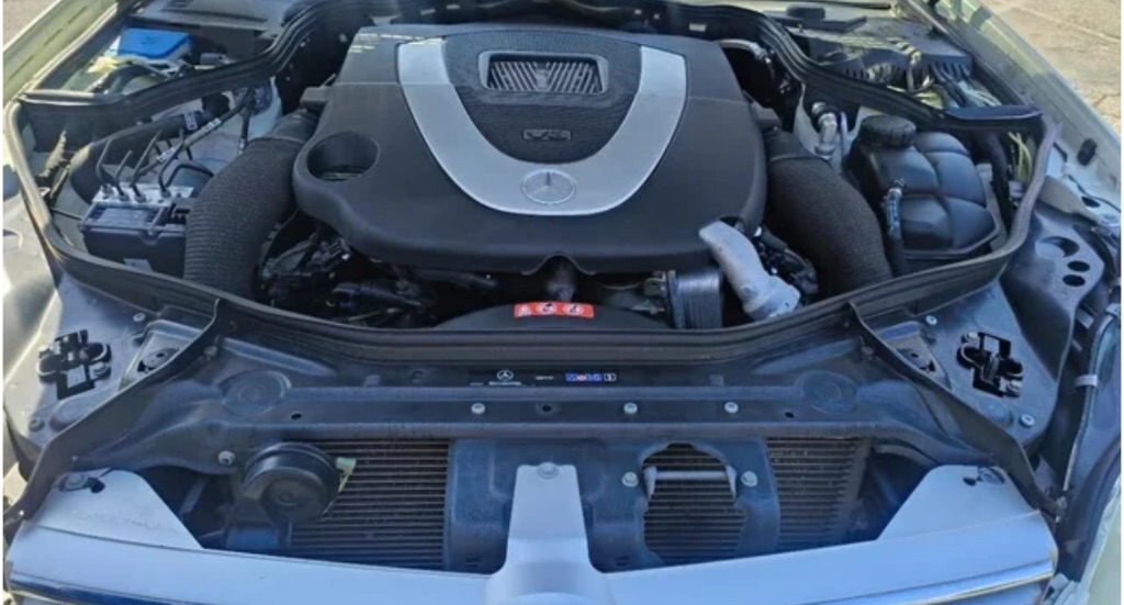 2008 Mercedes-Benz CLS-Class - $6,300