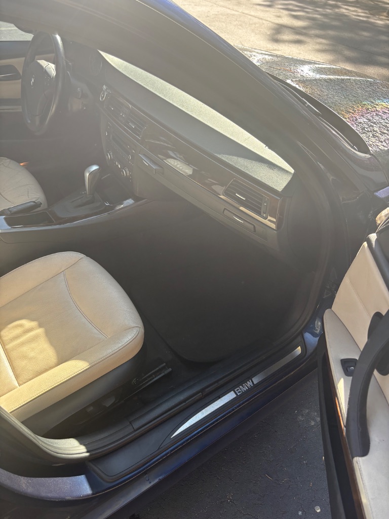 2011 BMW 328i - $4,700