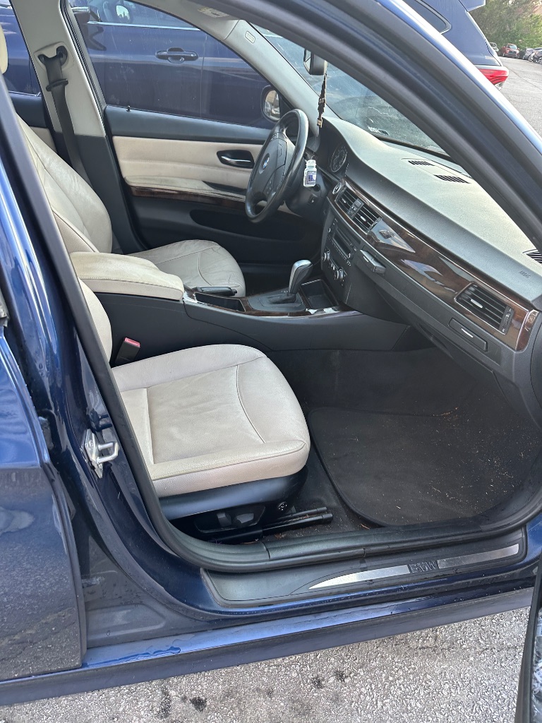 2011 BMW 328i - $4,700
