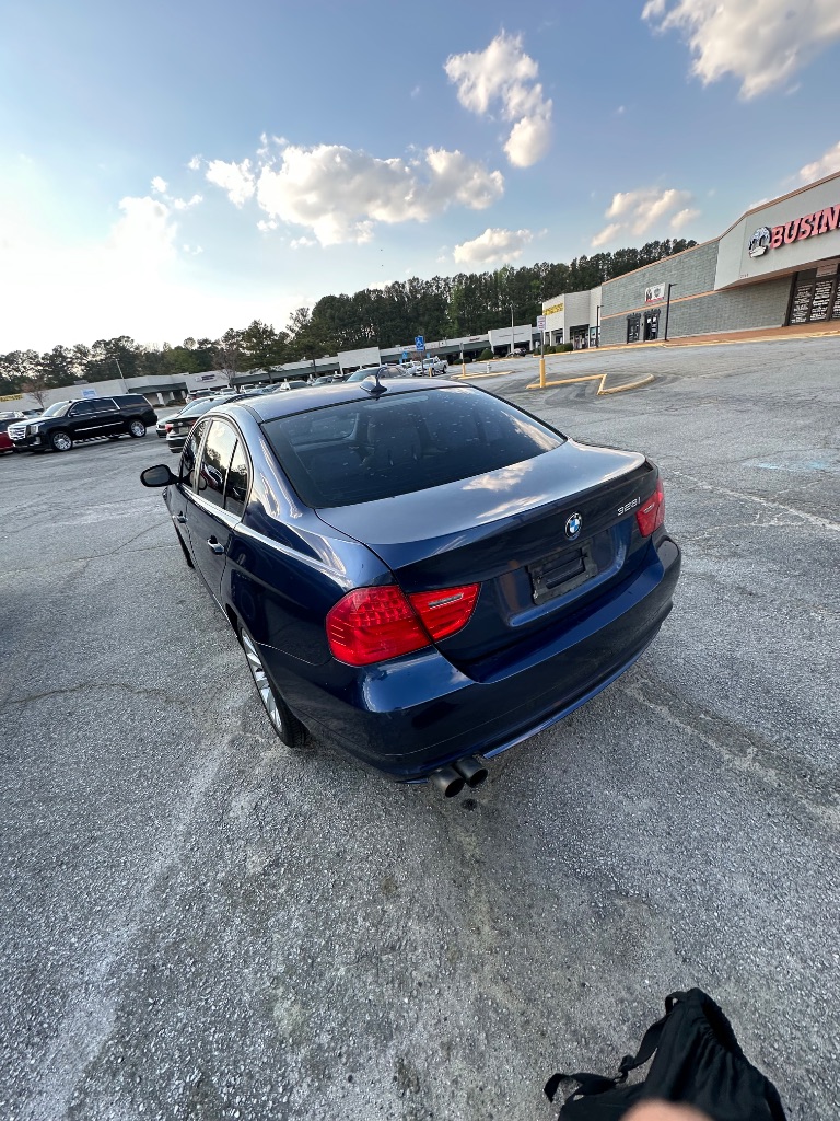 2011 BMW 328i - $4,700