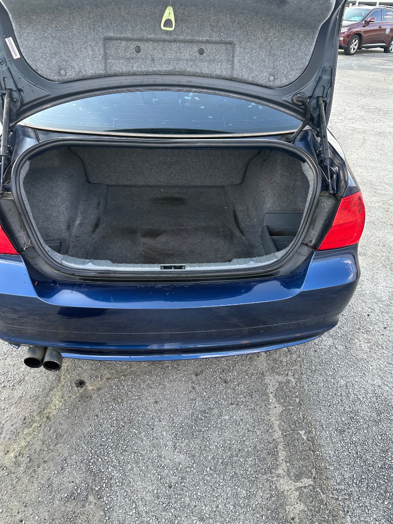 2011 BMW 328i - $4,700