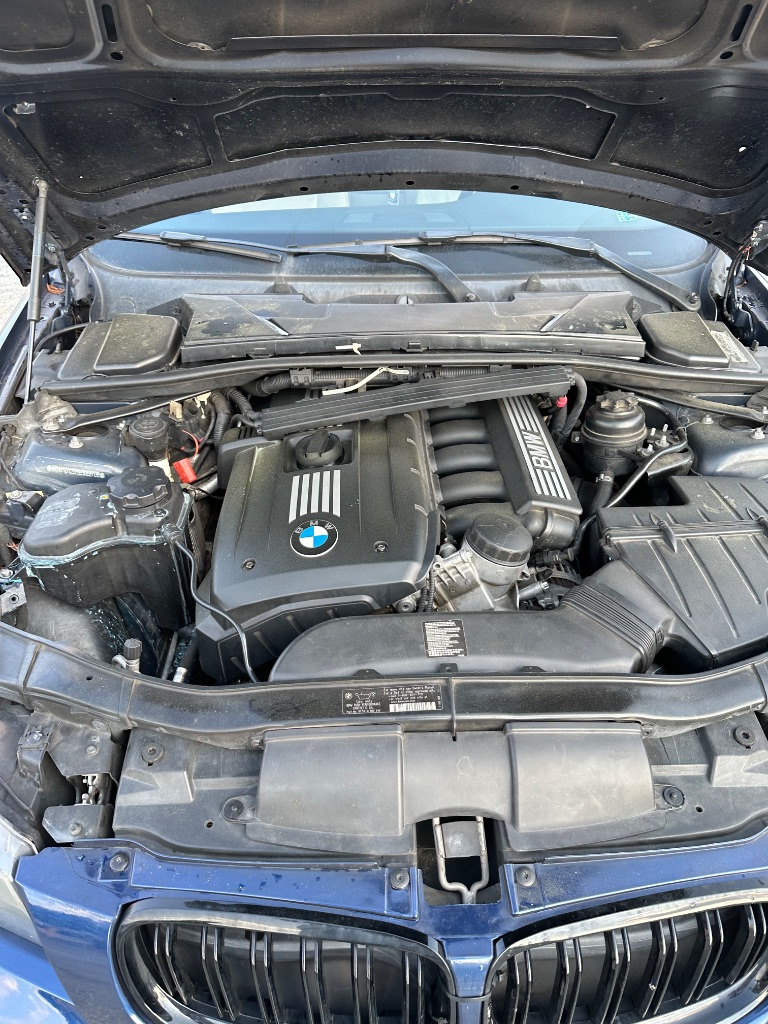 2011 BMW 328i - $4,700