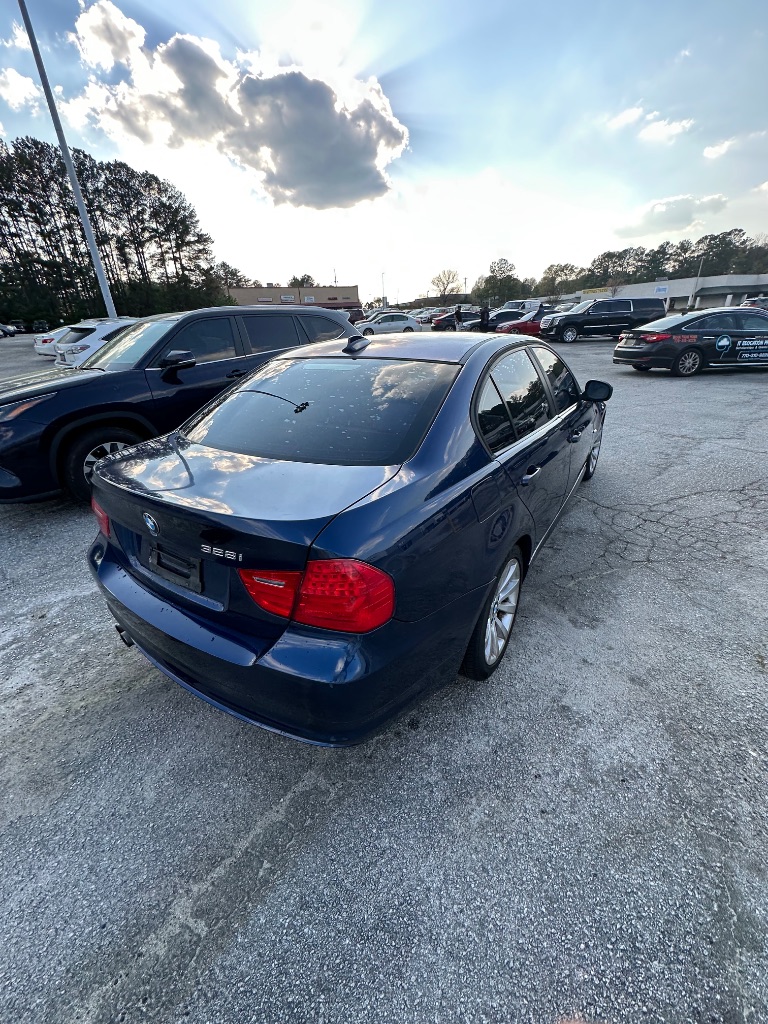2011 BMW 328i - $4,700