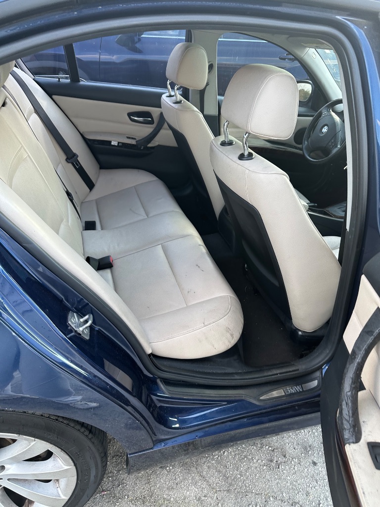 2011 BMW 328i - $4,700