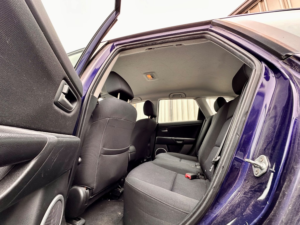 2006 MAZDA MAZDA3 - $4,999
