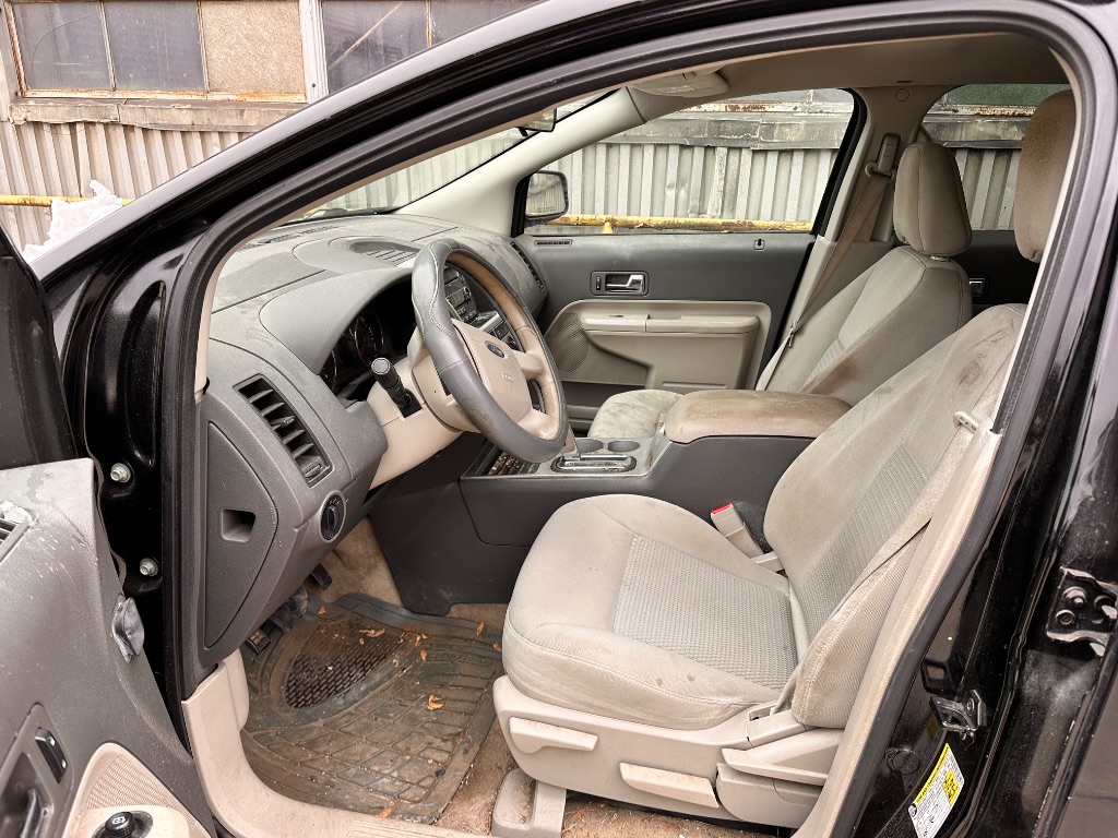 2008 Ford Edge - $3,499