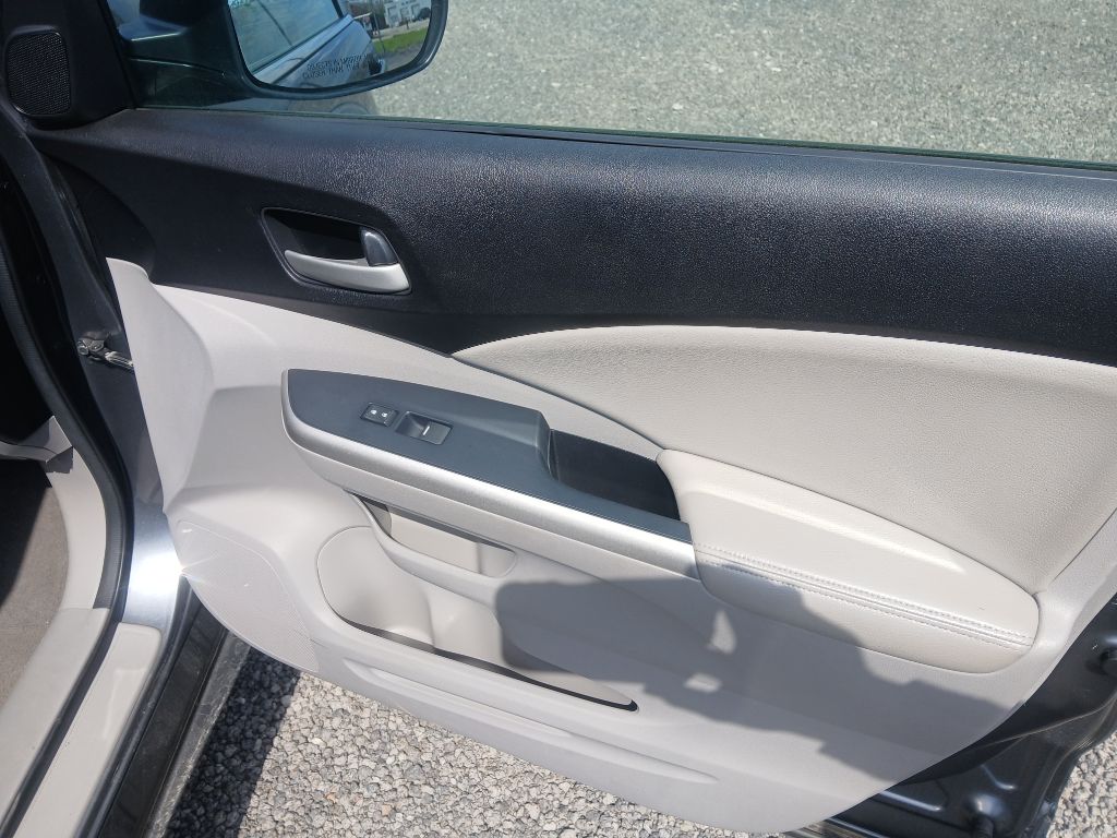 2014 Honda CR-V - $9,995