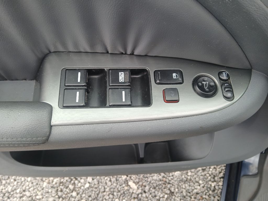 2006 Honda Odyssey - $3,499