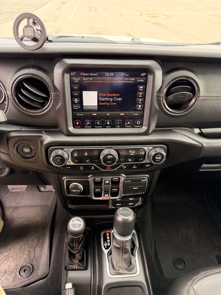 2021 Jeep Gladiator - $36,499