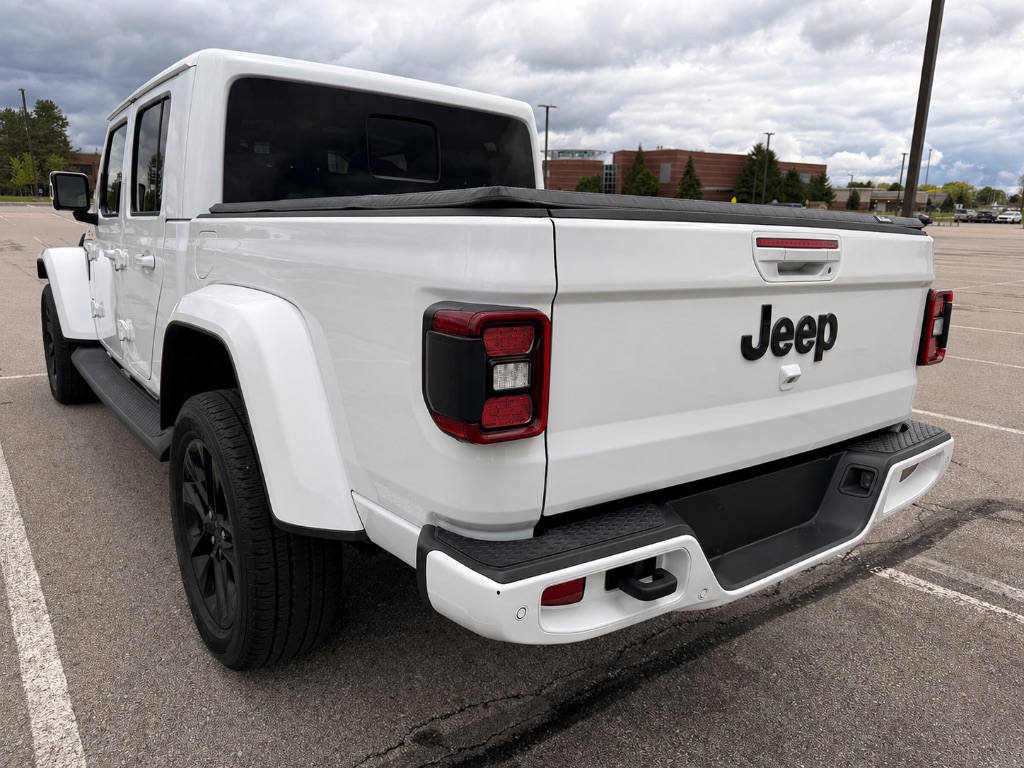 2021 Jeep Gladiator - $36,499