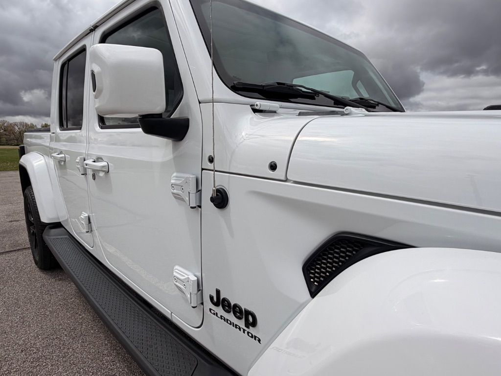 2021 Jeep Gladiator - $36,499