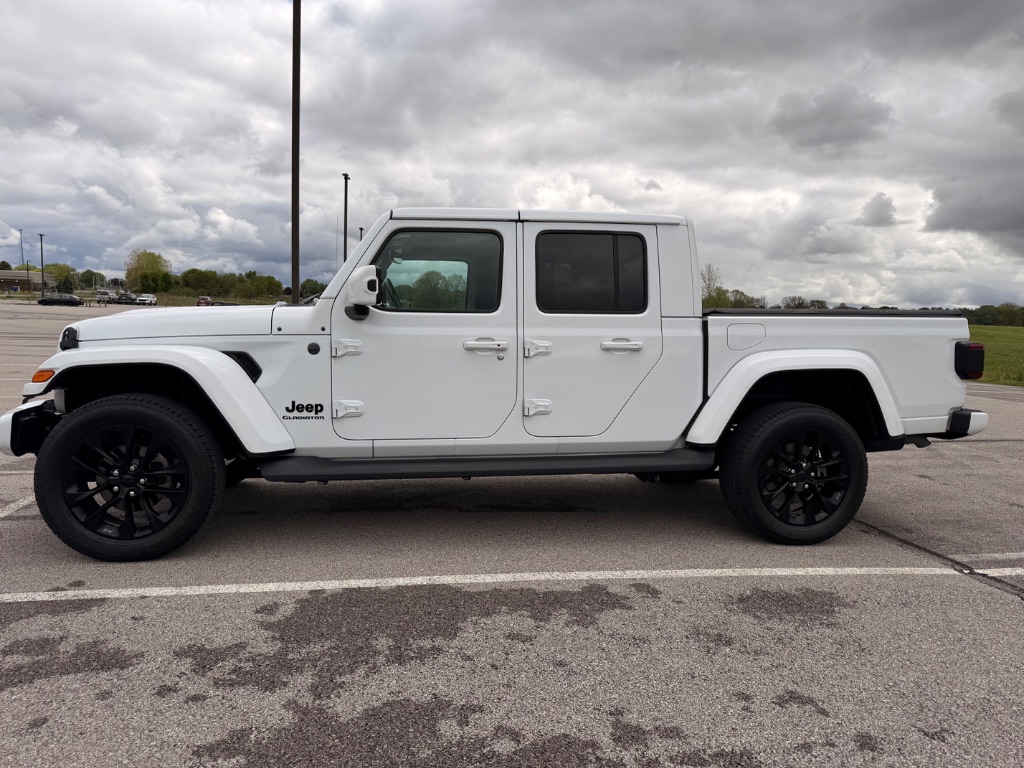 2021 Jeep Gladiator - $36,499
