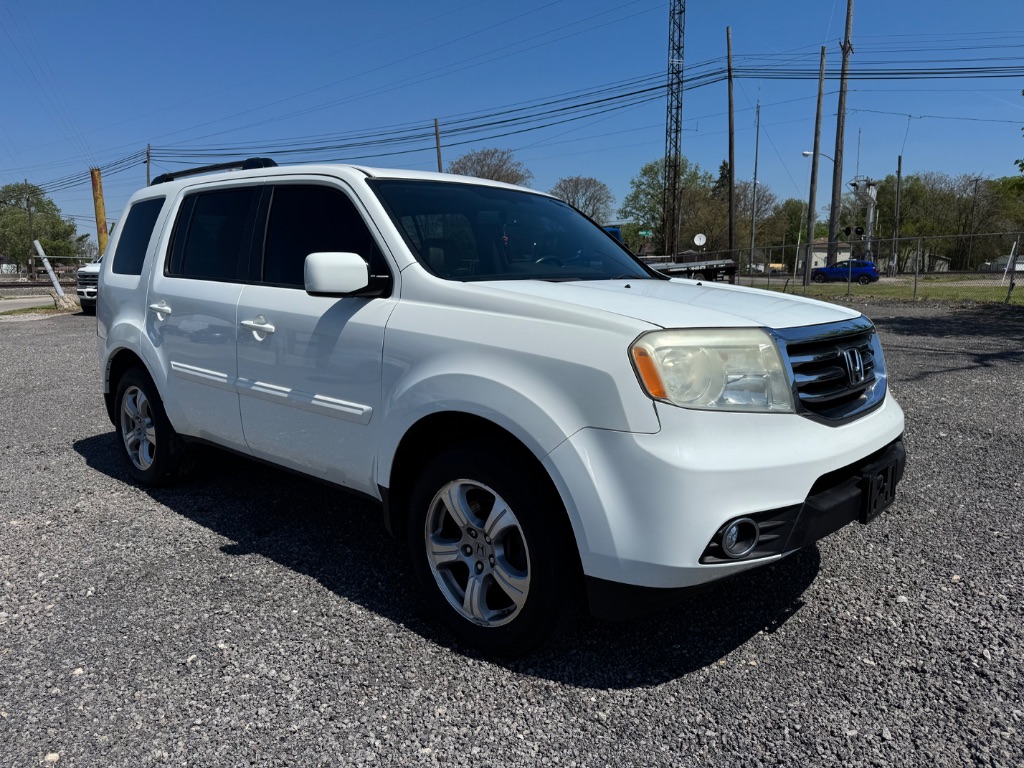 2014 Honda Pilot - $10,999