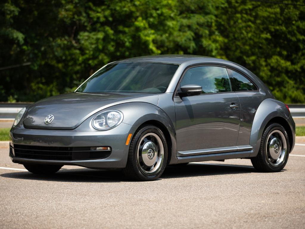 2012 Volkswagen Beetle - $11,495