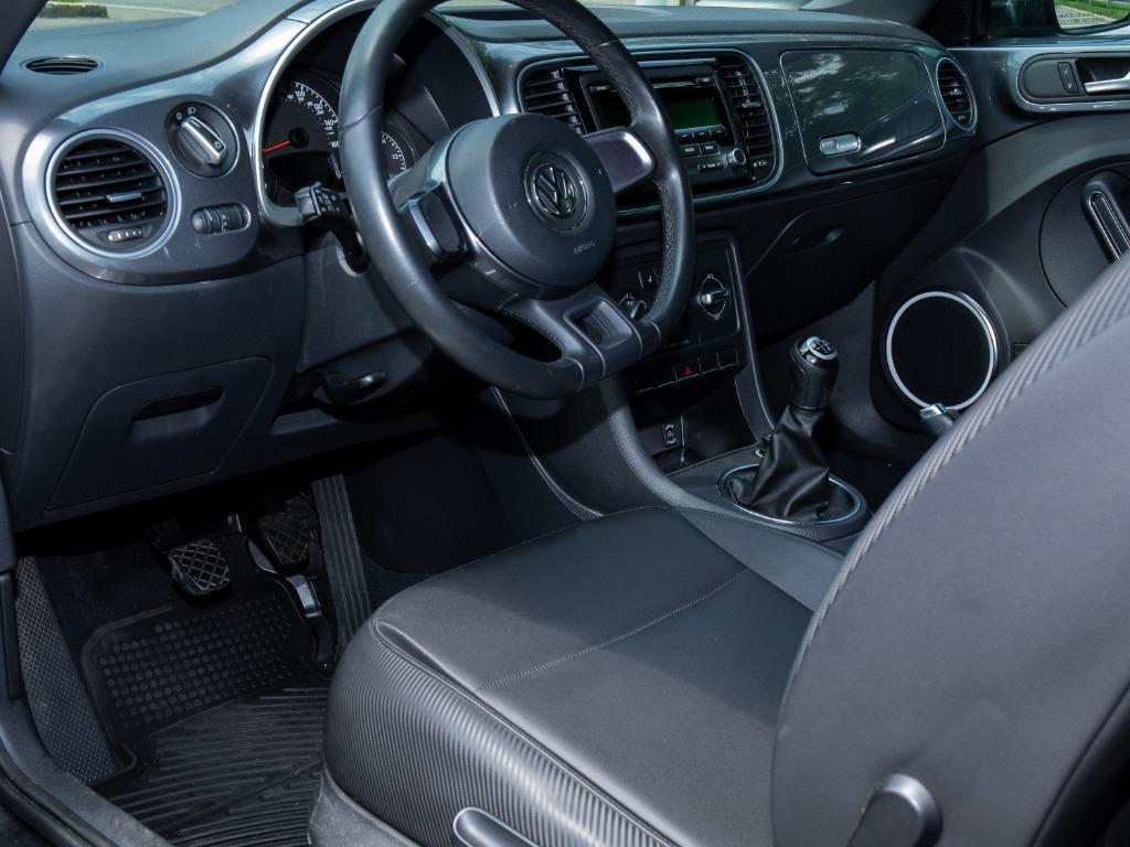 2012 Volkswagen Beetle - $11,495