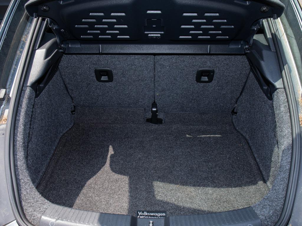 2012 Volkswagen Beetle - $11,495
