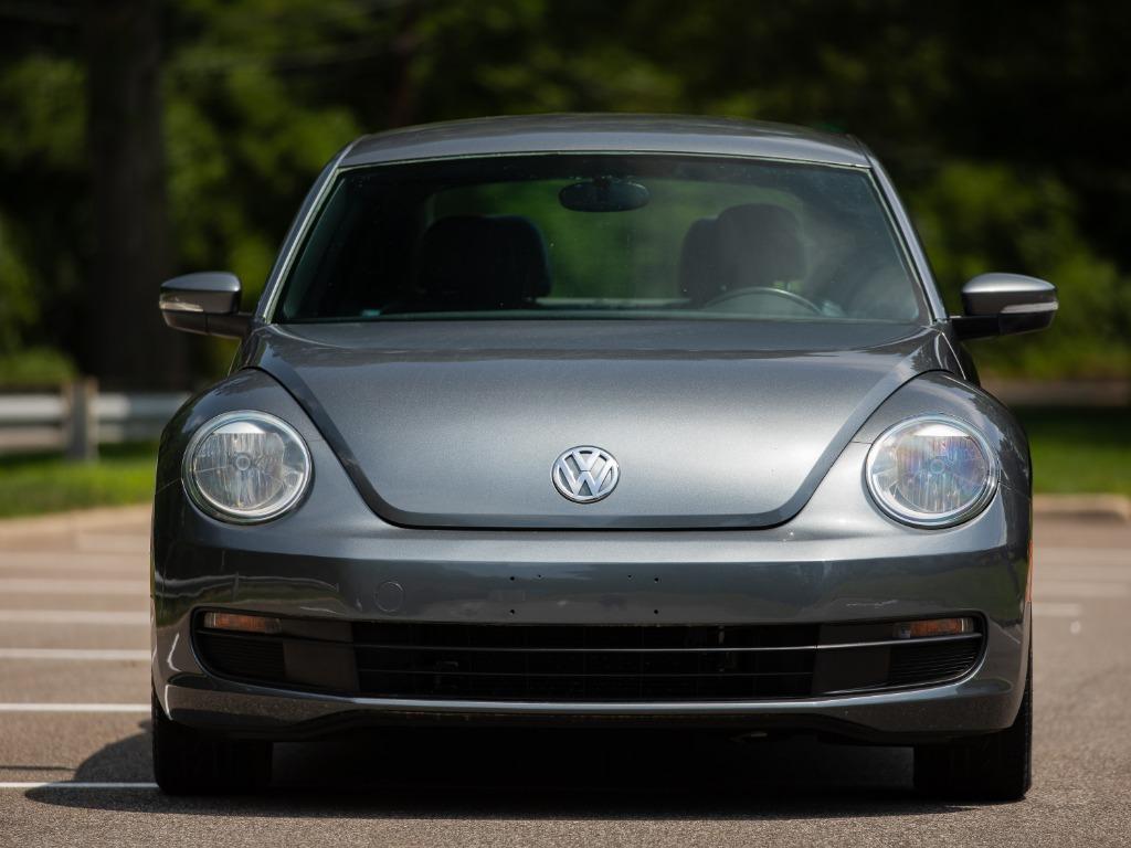 2012 Volkswagen Beetle - $11,495