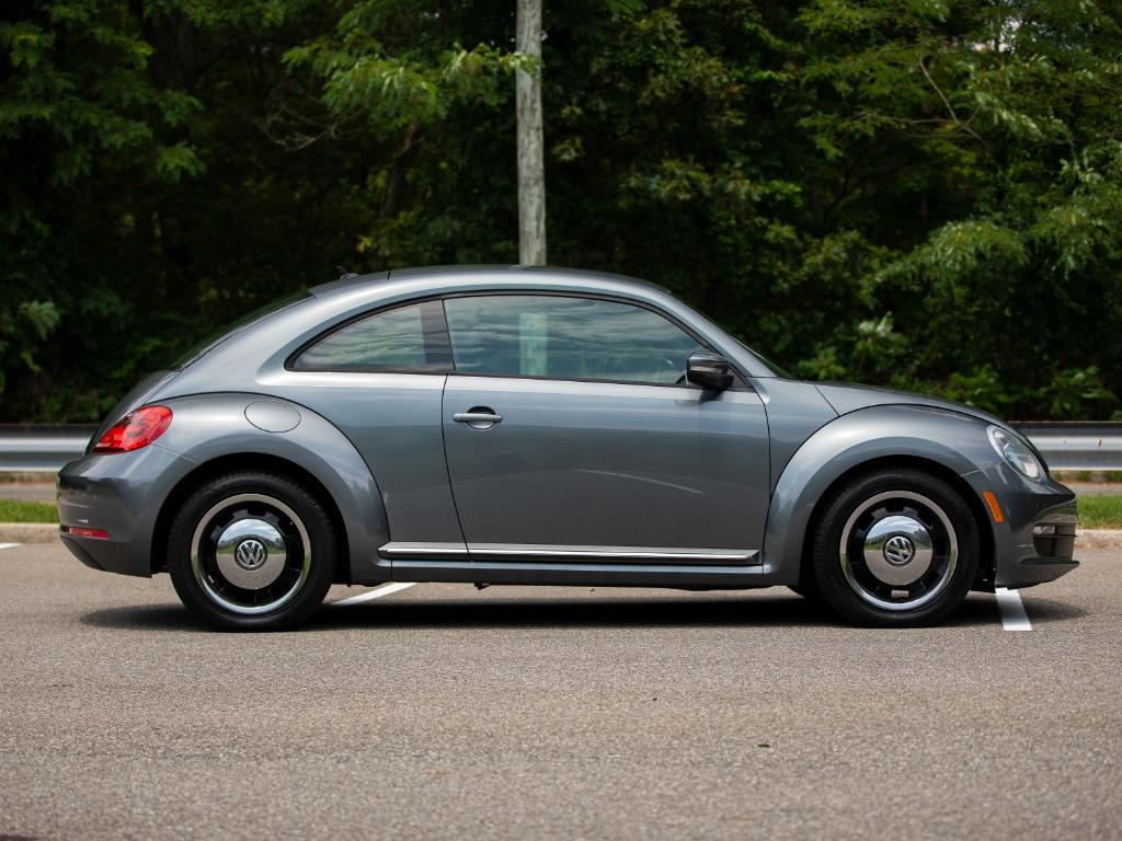 2012 Volkswagen Beetle - $11,495