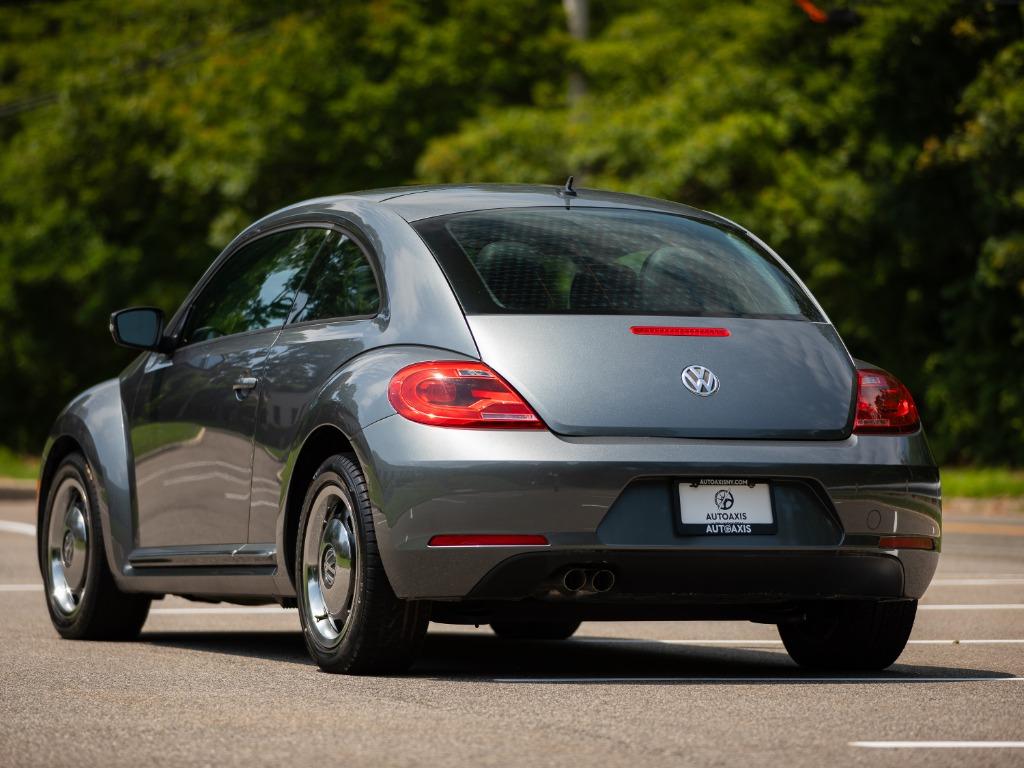 2012 Volkswagen Beetle - $11,495