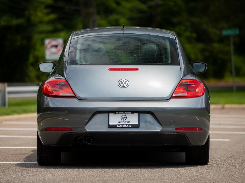 2012 Volkswagen Beetle - $11,495