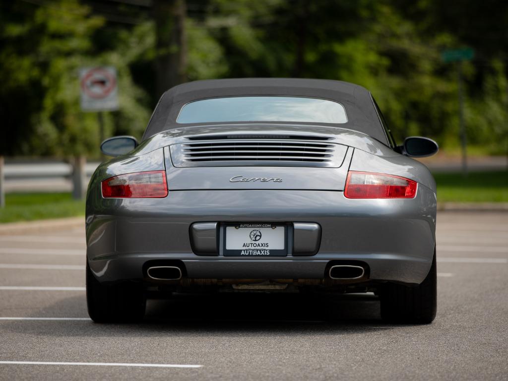2006 Porsche 911 - $52,997