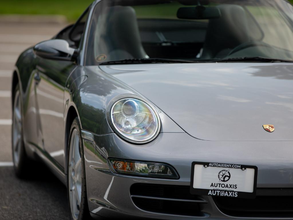 2006 Porsche 911 - $52,997